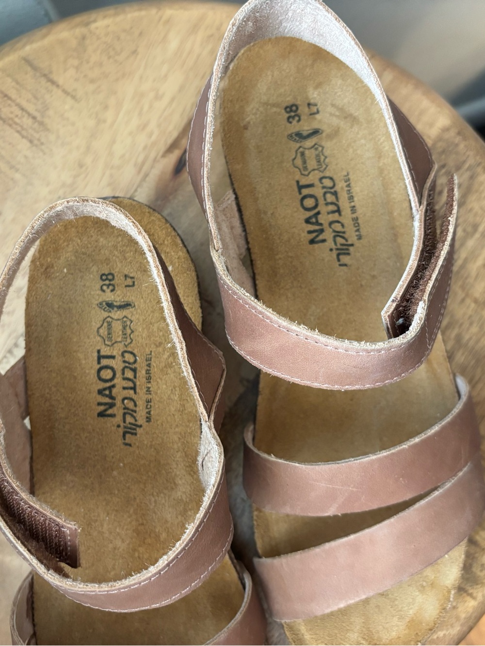 Women’s Naot Kayla wedge sandal in tan 38, 7 new - Picture 7 of 7